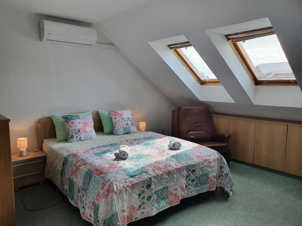 Flower Apartment Hévíz Extérieur photo