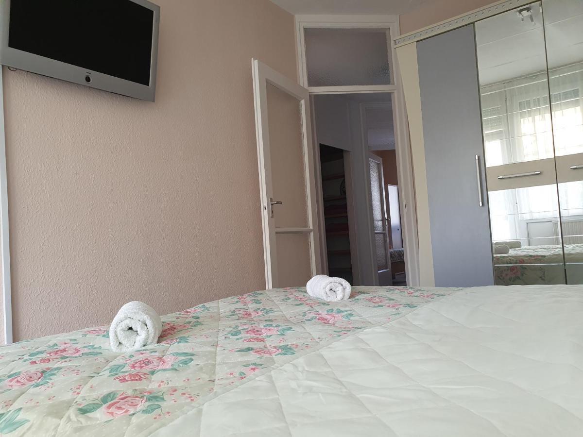 Flower Apartment Hévíz Extérieur photo