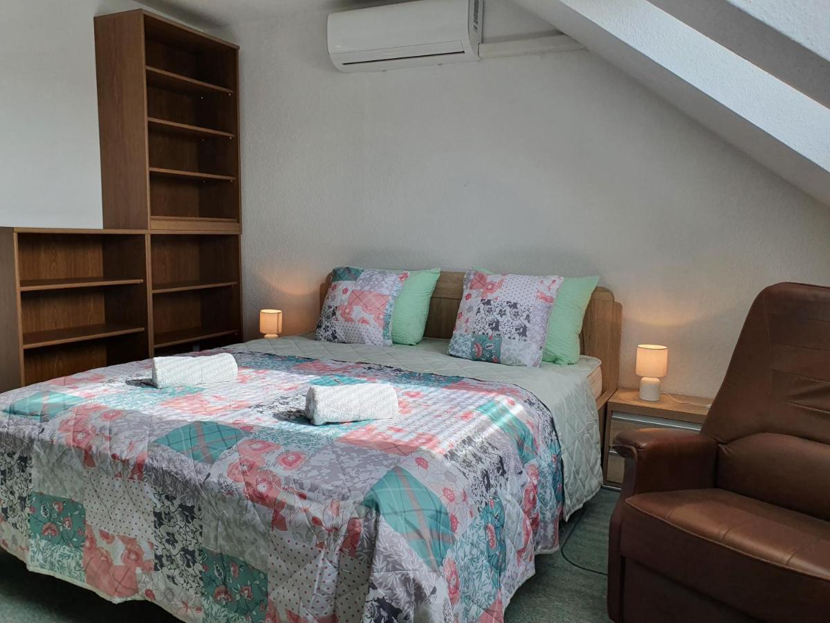 Flower Apartment Hévíz Extérieur photo
