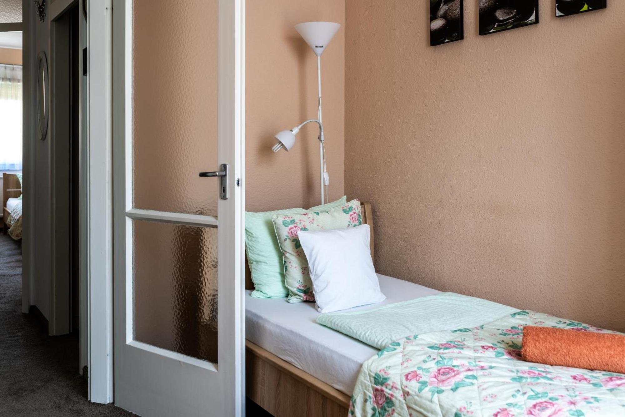 Flower Apartment Hévíz Extérieur photo