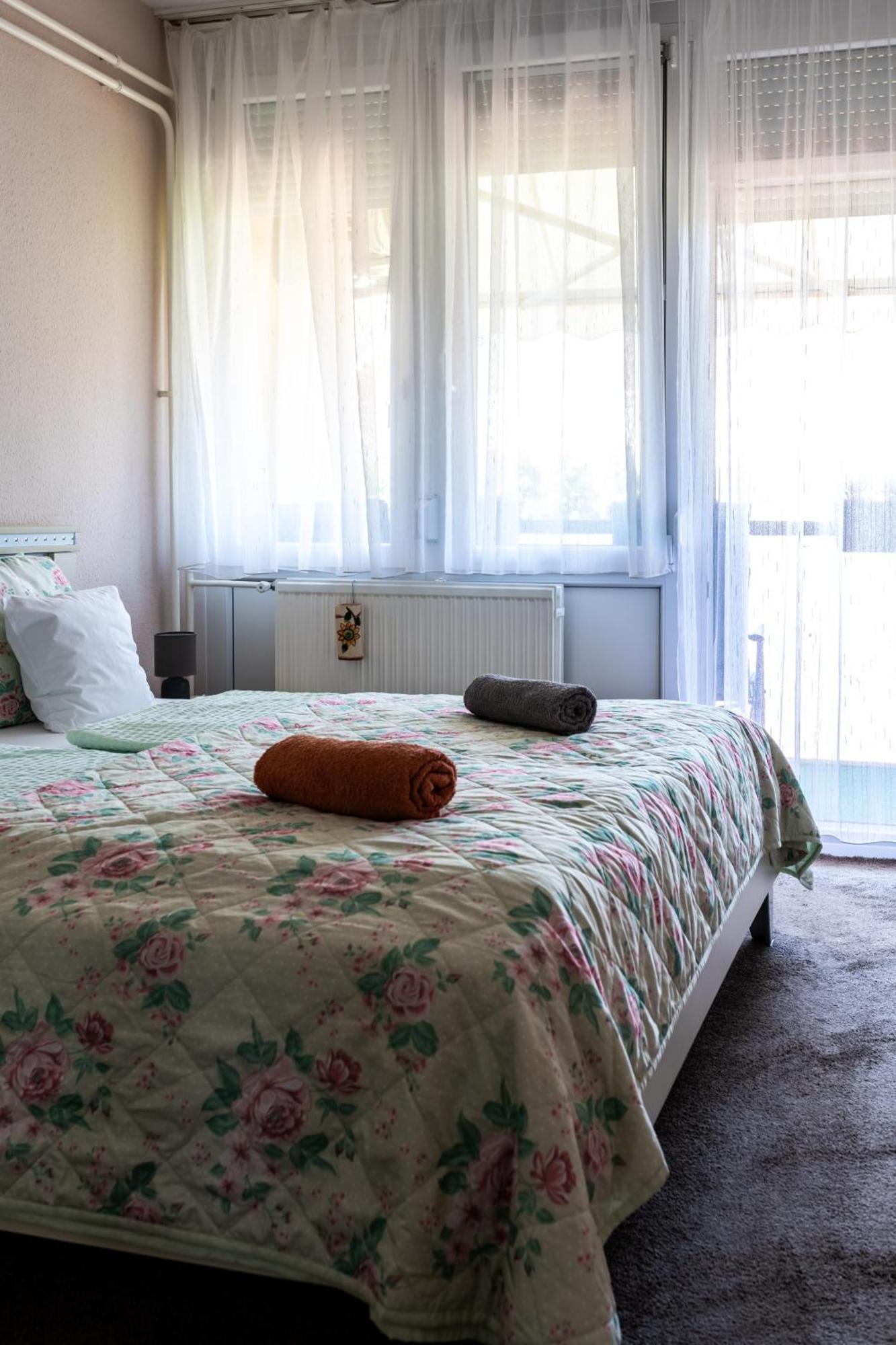 Flower Apartment Hévíz Extérieur photo